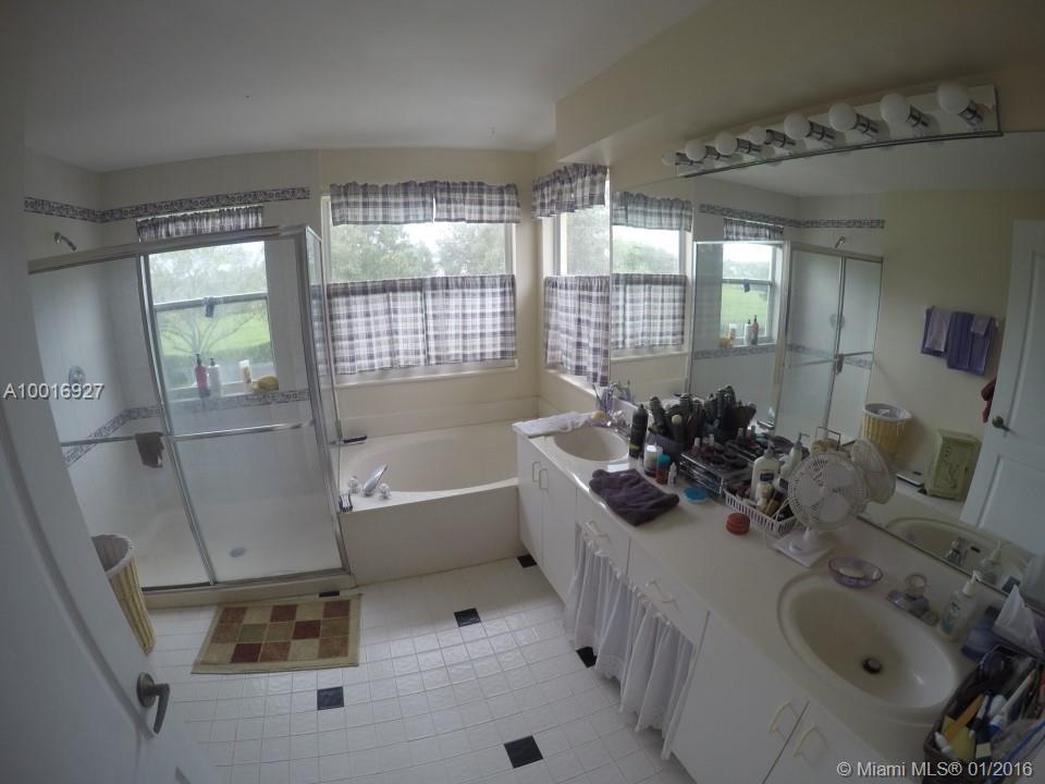 10760 Crescendo Circle Boca Raton, FL 33498 - Photo 15 of 26