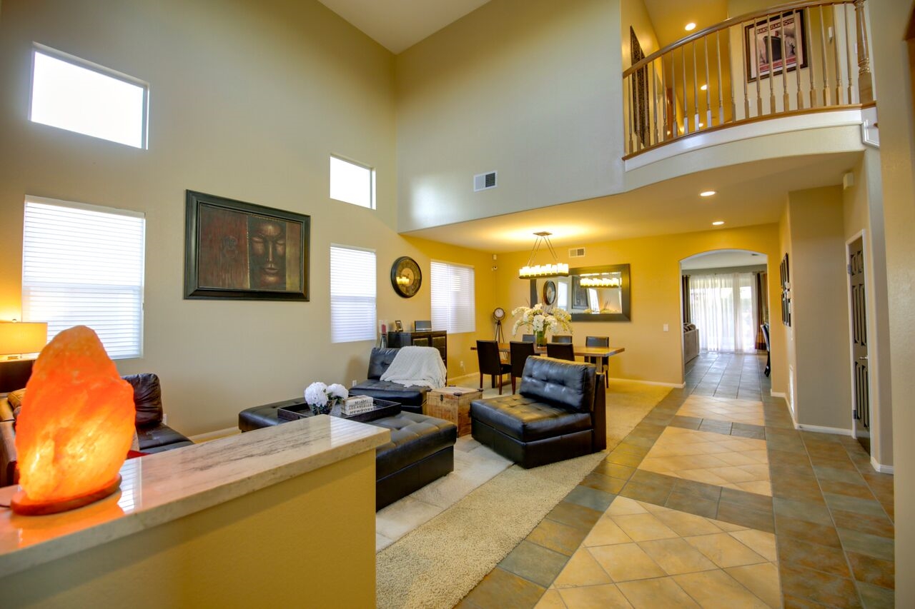 1983 Padding River Road Chula Vista, CA 91913 - Photo 5 of 25 Vaulted Ceilings add extra light to any room. Enjoy this feature as you walk in your new home. Great first impression.
