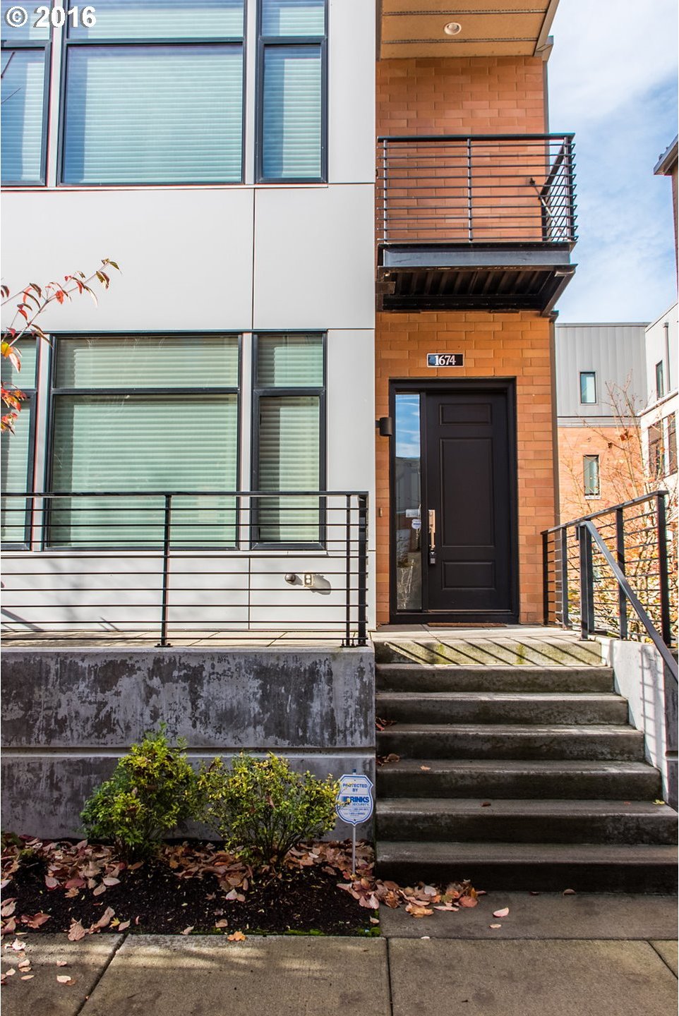 1674 Northwest Riverscape Street Portland, OR 97209 - Photo 17 of 20 Gallery Image 17