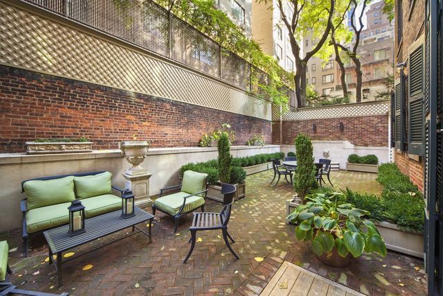 $2,900,000 | 169 East 78th Street, Unit ST 1D | Upper East Side