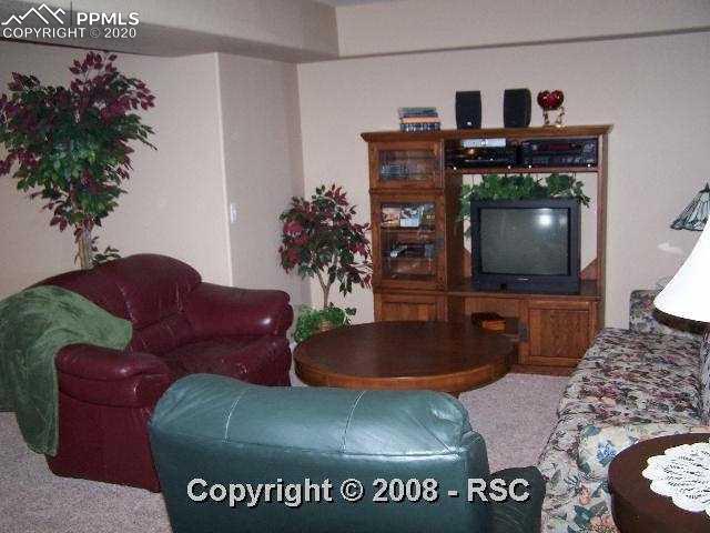 7715 Julynn Road Colorado Springs, CO 80919 - Photo 10 of 11 Gallery Image 10