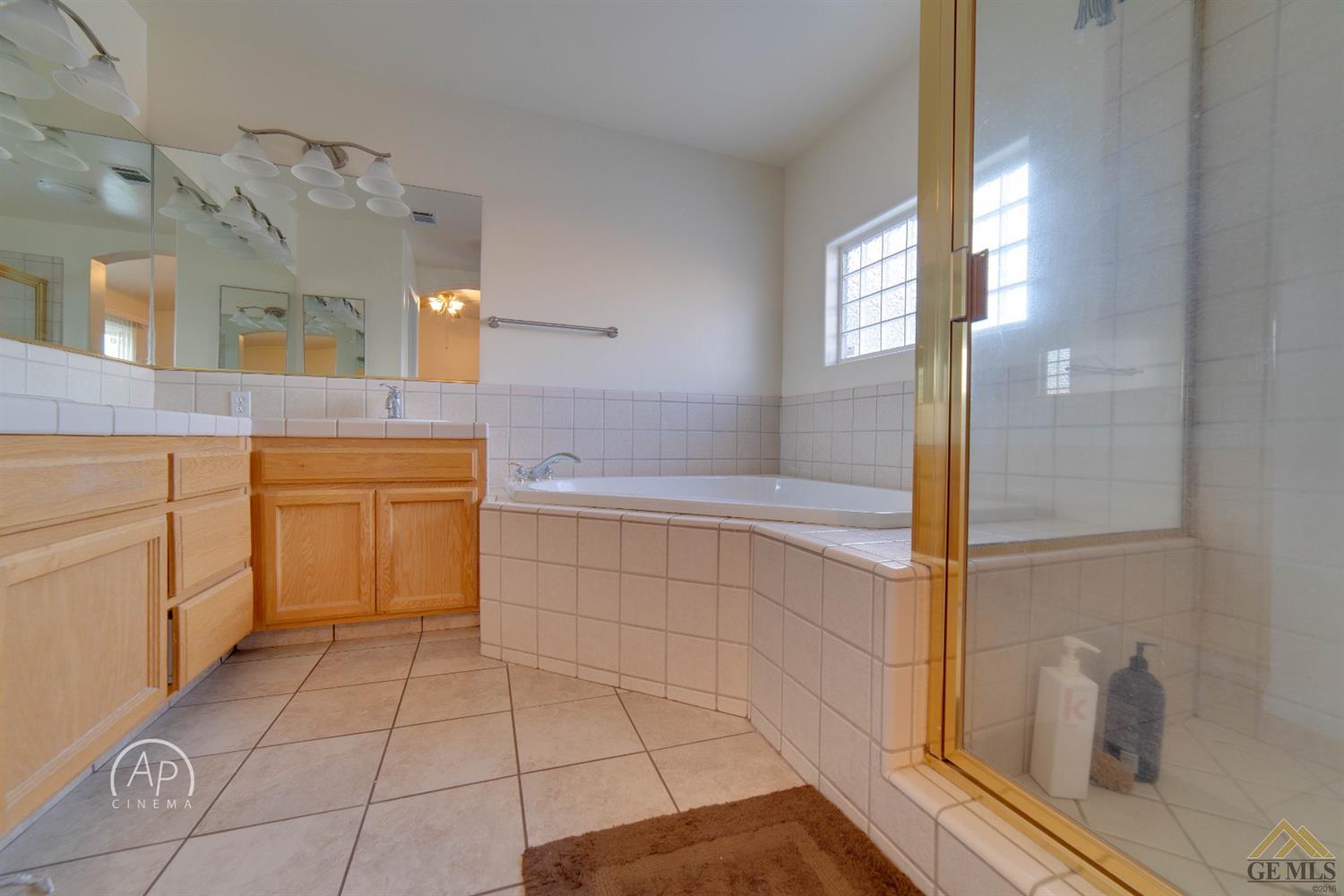 6902 Akers Road Bakersfield, CA 93313 - Photo 12 of 24