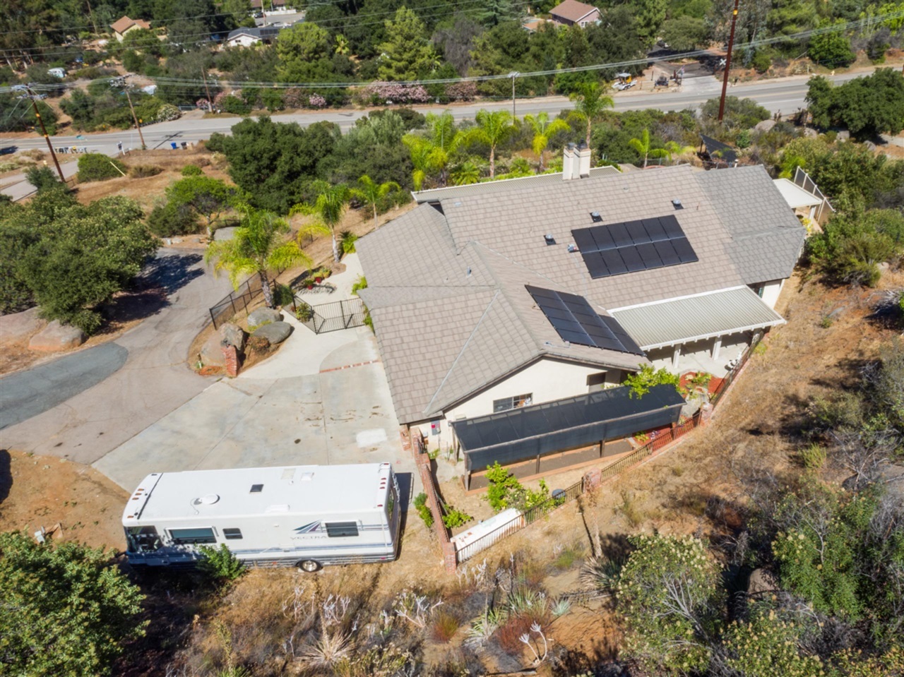 1165 Cleghorn Way Alpine, CA 91901 - Photo 8 of 25