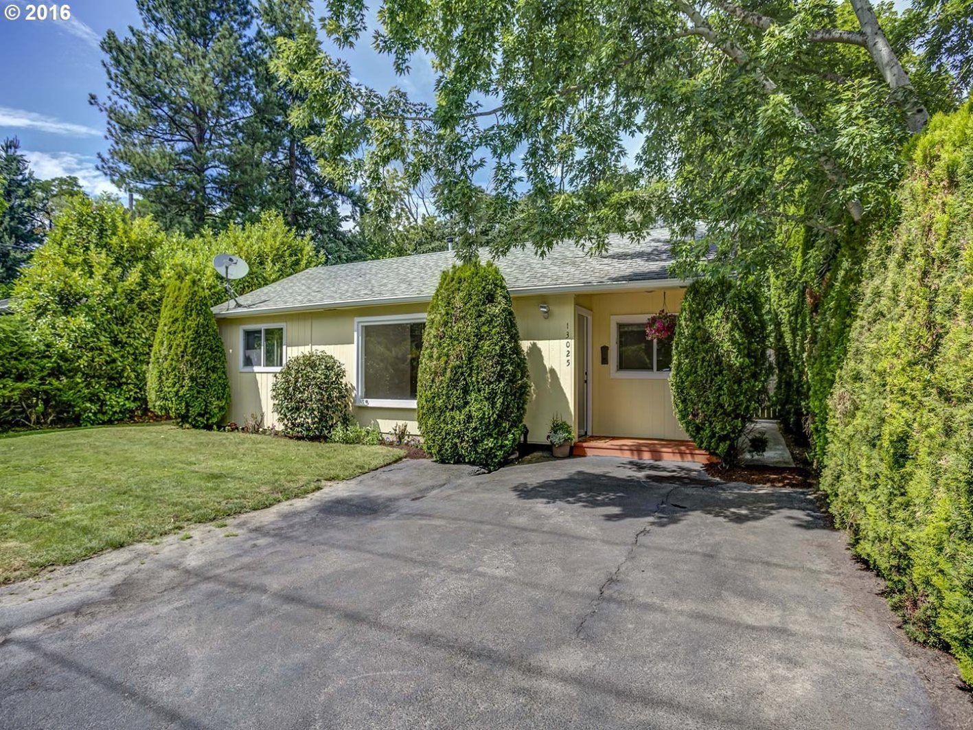 13025 Southwest Walker Road Beaverton, OR 97005 - Photo 12 of 14 Gallery Image 12