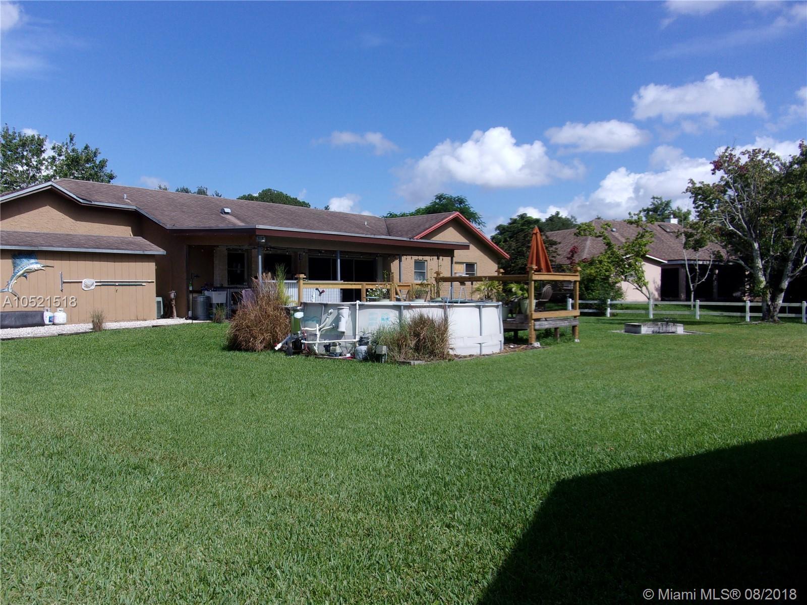 5610 Southwest 195th Terrace Southwest Ranches, FL 33332 - Photo 15 of 41 Gallery Image 15