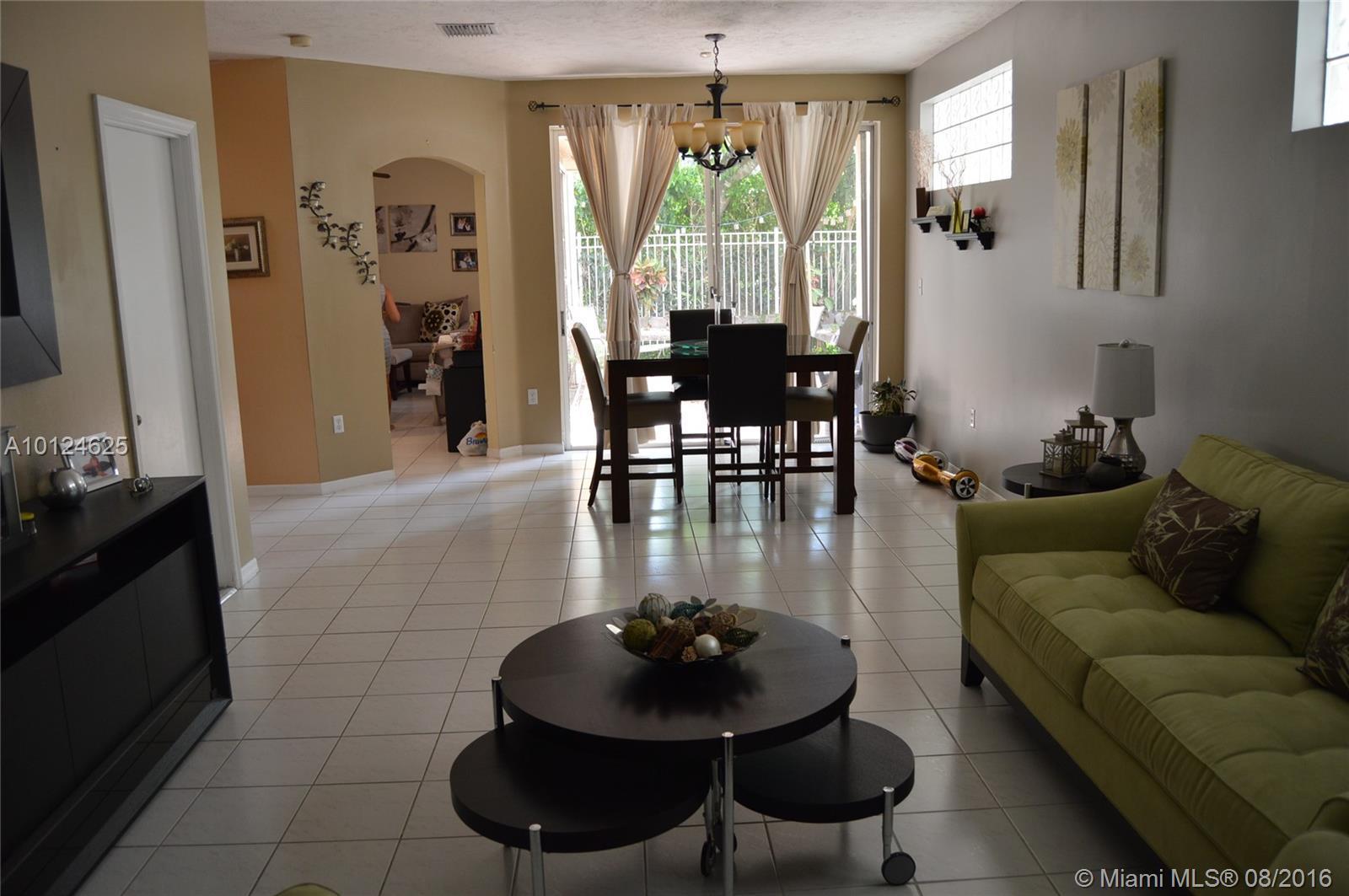 4125 Tree Top Road Cooper City, FL 33026 - Photo 5 of 29 Gallery Image 5