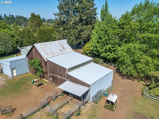 27795 Southwest Heater Road Sherwood, OR 97140 - Photo 28 of 32