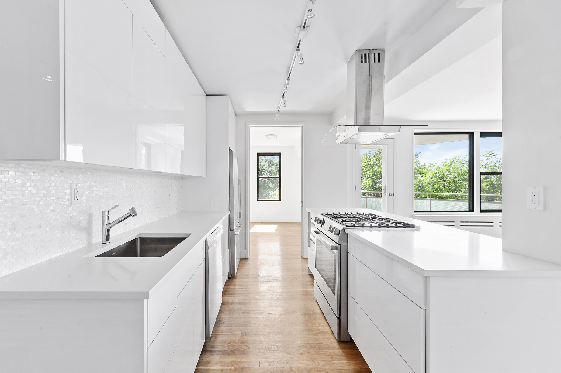 9511 Shore Road, Unit 403 Brooklyn, NY 11209 - Photo 4 of 9