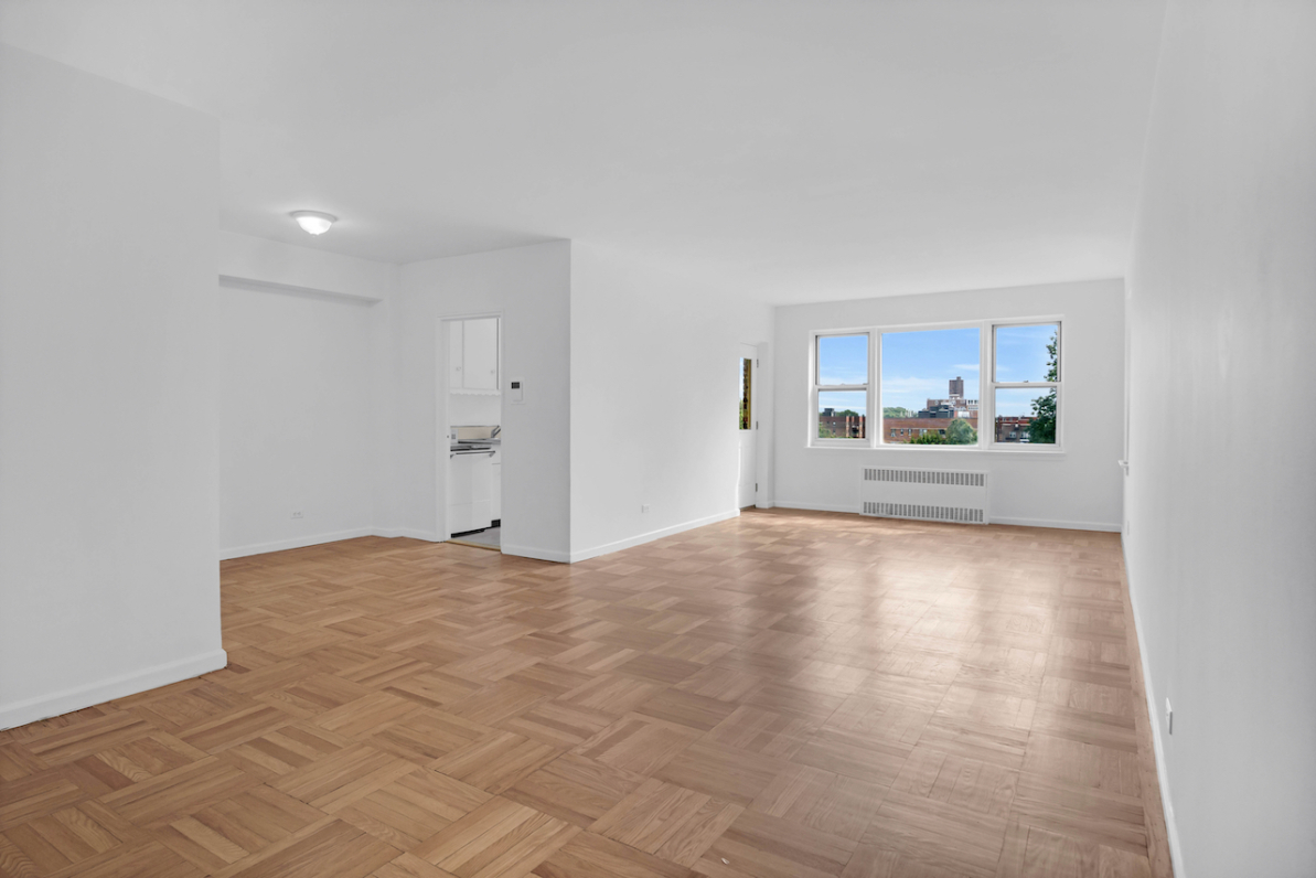 3850 Hudson Manor Terrace, Unit 4BE Bronx, NY 10463 - Photo 2 of 12