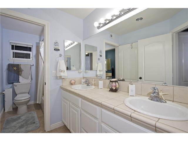 931 Candlelight Place, Unit B La Jolla, CA 92037 - Photo 16 of 25