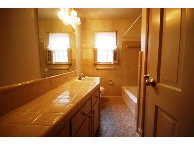 5320 Sequoia Road Memphis, TN 38120 - Photo 8 of 12