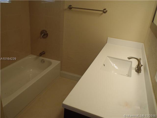 14870 Southwest 129th Place Road Miami, FL 33186 - Photo 4 of 9 Gallery Image 4