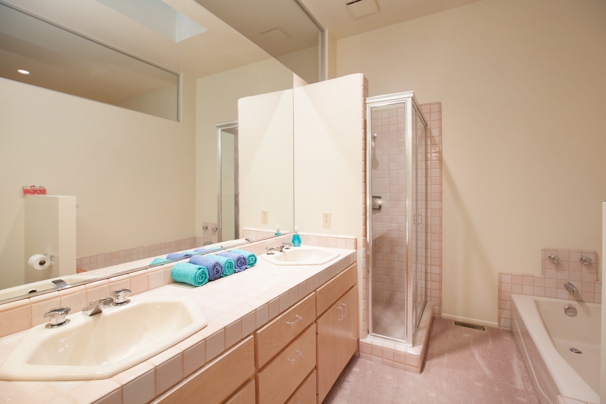 3464 Sunset Drive Fallbrook, CA 92028 - Photo 14 of 25 2nd Bath
