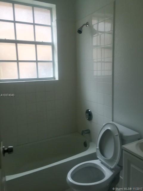 629 Southwest 10th Avenue, Unit 1 Miami, FL 33130 - Photo 6 of 7