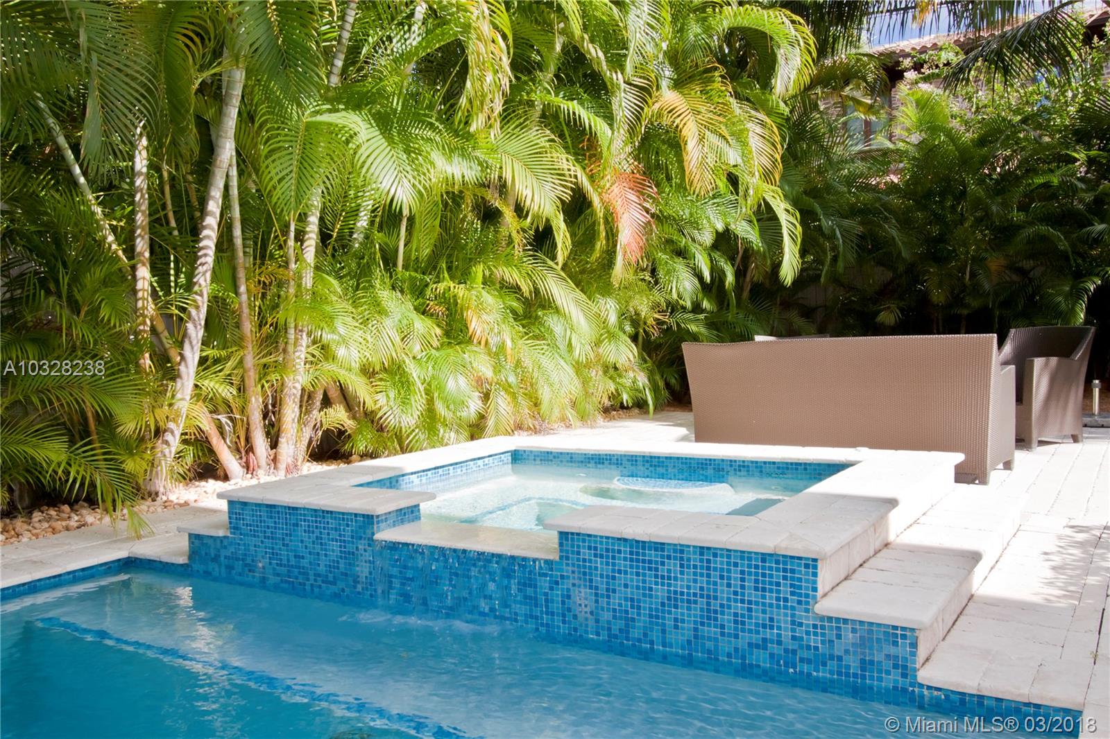 4051 Woodridge Road Coconut Grove, FL 33133 - Photo 27 of 43 Gallery Image 27