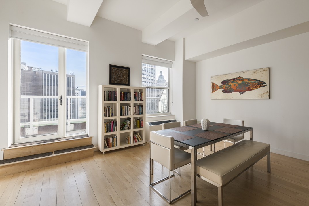 15 Broad Street, Unit 2926 Manhattan, NY 10005 - Photo 5 of 7