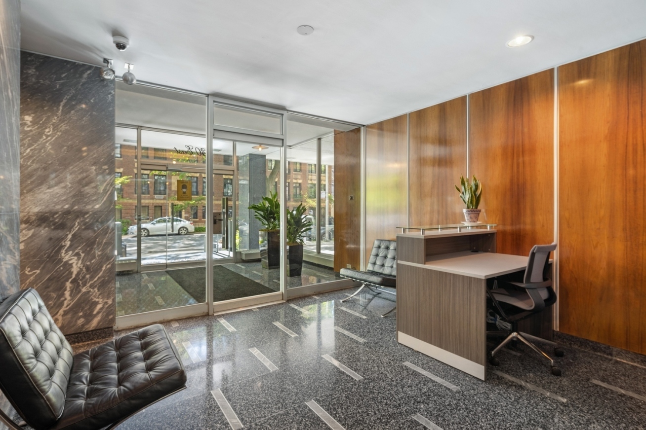 30 E Elm St, Chicago, IL 60611 - Photo 6 of 17