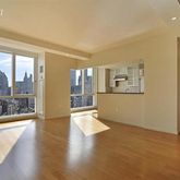 $8,750 | 200 Chambers Street, Unit 21E | TriBeCa
