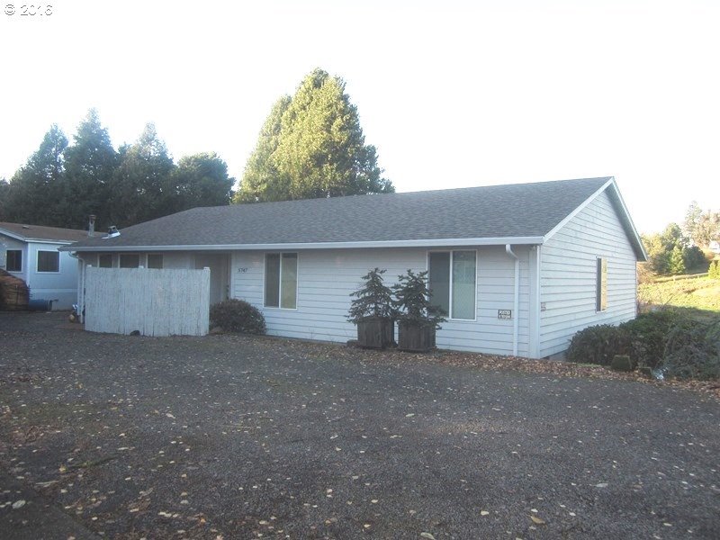 5747 Valley View Road Southeast Turner, OR 97392 - Photo 2 of 32 Gallery Image 2