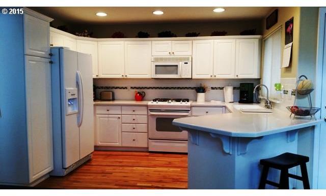 22036 Southwest Grahams Ferry Road, Unit A Tualatin, OR 97062 - Photo 6 of 15 Gallery Image 6