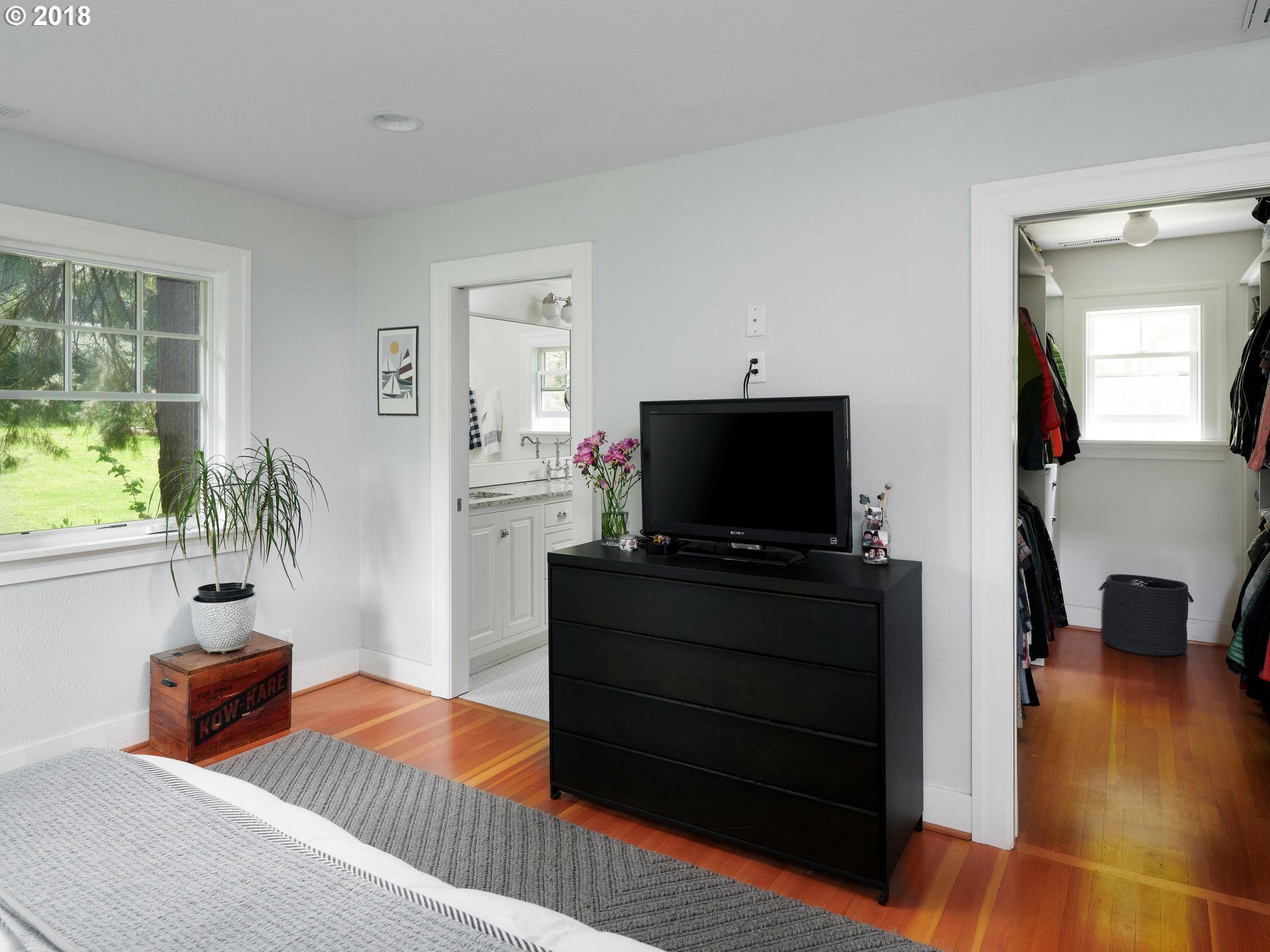 2798 Southwest Old Orchard Road Portland, OR 97201 - Photo 16 of 31