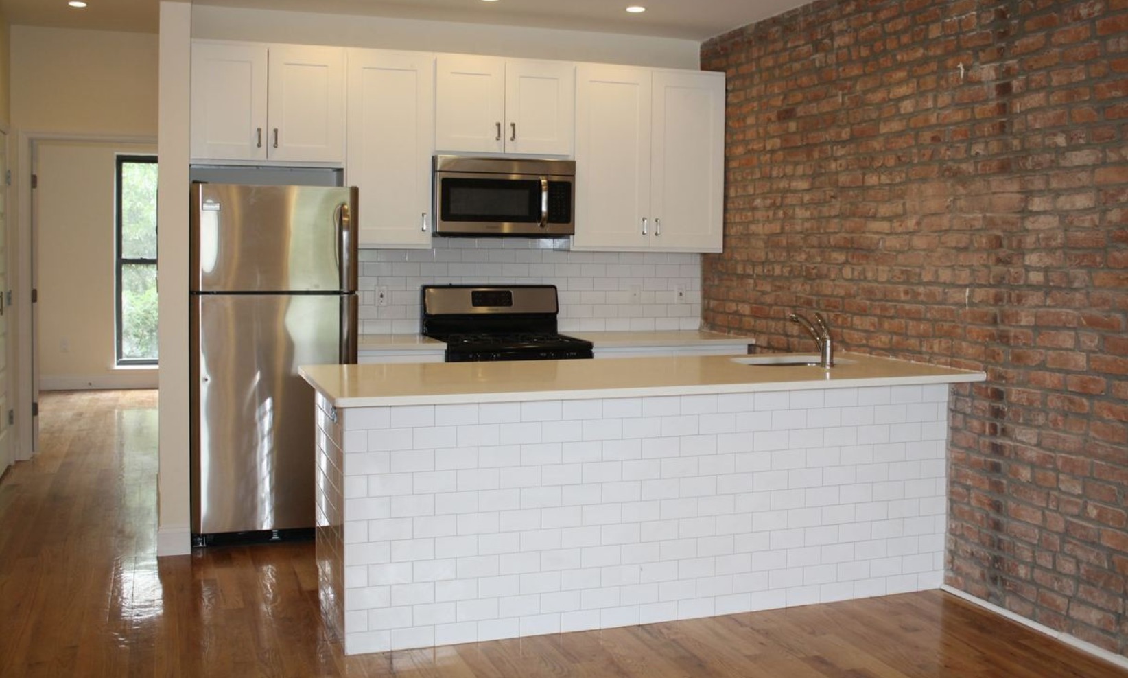 154 Summit Street, Unit 3 Brooklyn, NY 11231 - Photo 2 of 6