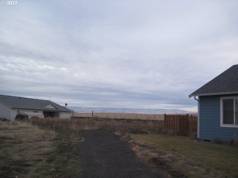 1927 Southwest 2nd Street Pendleton, OR 97801 - Photo 29 of 32