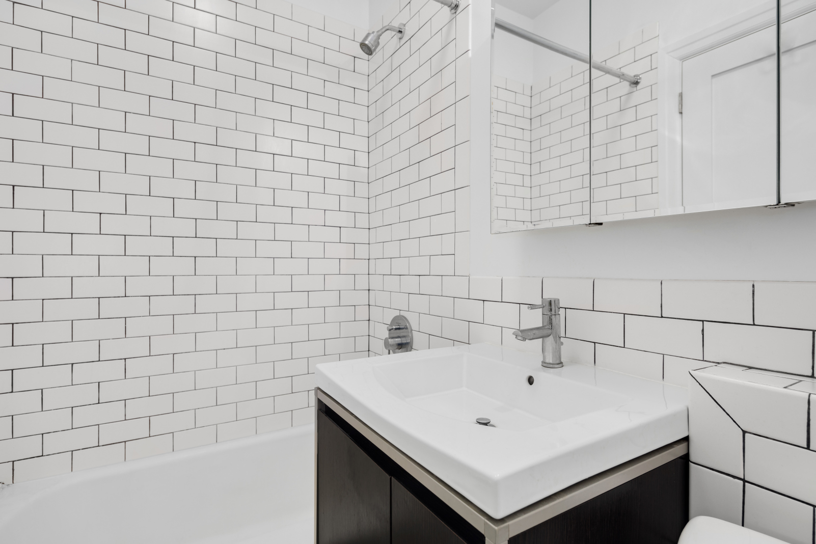 485 West 22nd Street, Unit 3 Manhattan, NY 10011 - Photo 5 of 7