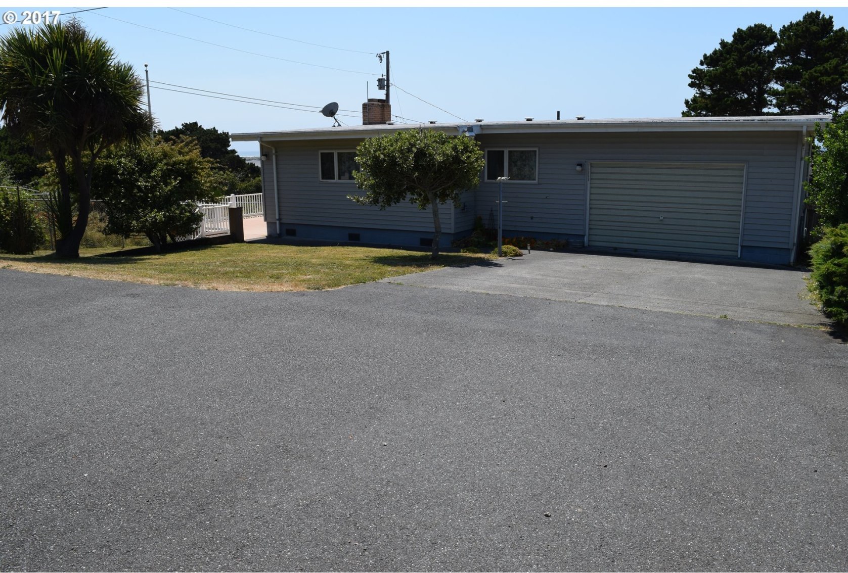 94040 Doyle Point Road Gold Beach, OR 97444 - Photo 8 of 31 Gallery Image 8