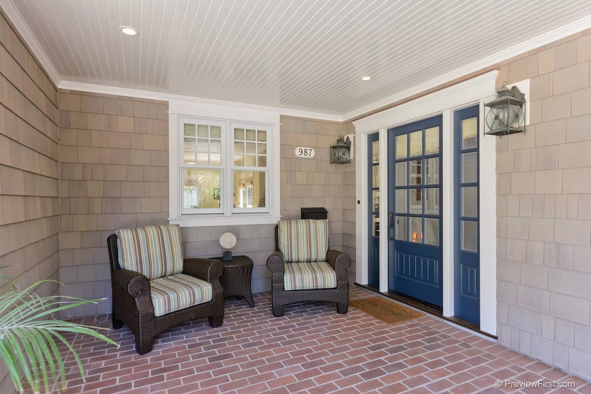 987 Cabrillo Avenue Coronado, CA 92118 - Photo 2 of 15