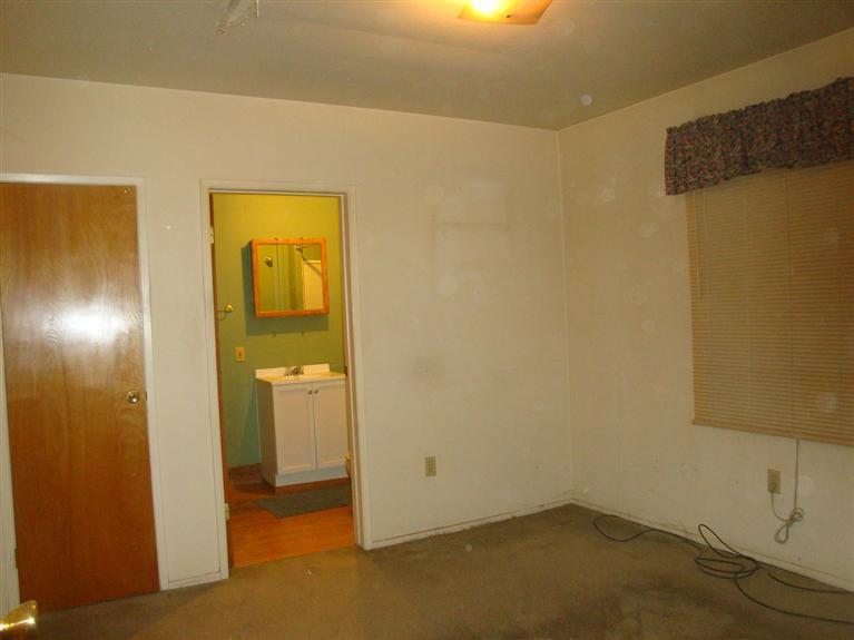 2540 Jenkins Road Bakersfield, CA 93314 - Photo 6 of 8 Gallery Image 6