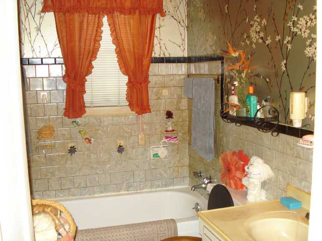 3383 Alta Road Memphis, TN 38109 - Photo 8 of 9