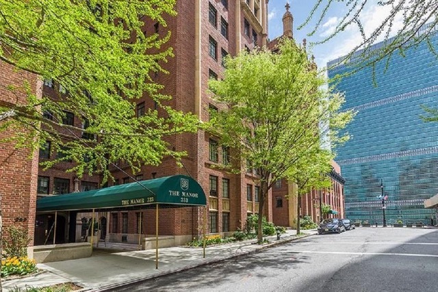 333 East 43rd Street, Unit 212 Manhattan, NY 10017 - Photo 12 of 14