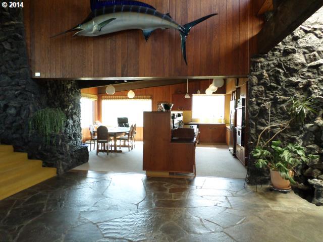 1160 Brockway Road Winston, OR 97496 - Photo 3 of 16 Gallery Image 3