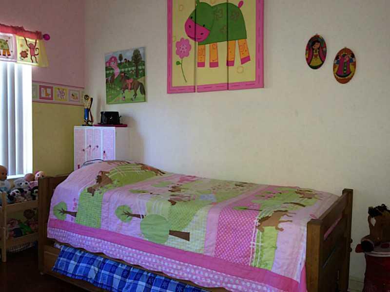 Vizcaya Miramar, FL 33027 - Photo 10 of 15