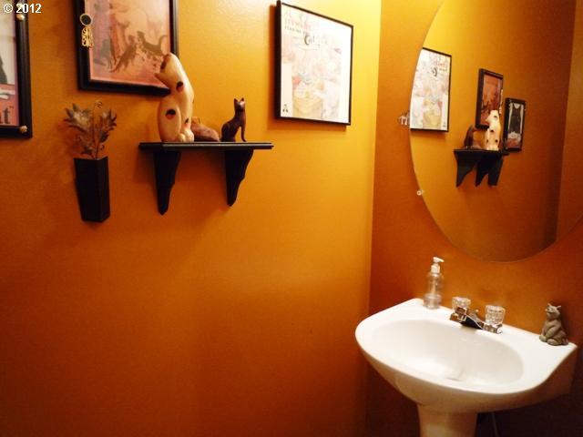 1296 Southeast Stapleton Loop Gresham, OR 97080 - Photo 7 of 16 Gallery Image 7