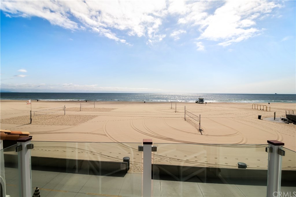 2120 The Strand Hermosa Beach, CA 90254 - Photo 22 of 51