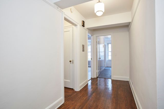 $860,000 | 31 East 12th Street, Unit 6E | Greenwich Village
