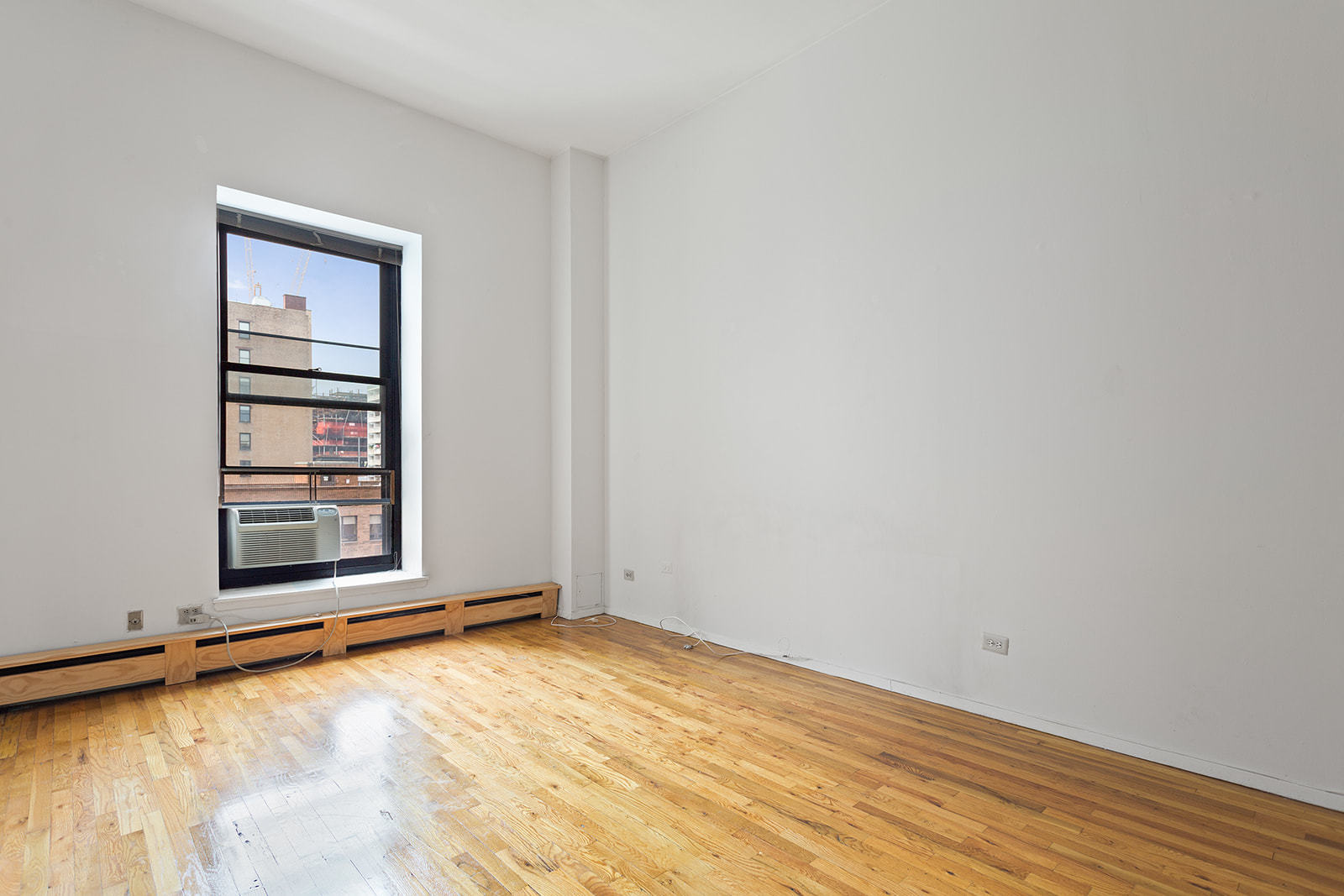 250 Mercer Street, Unit C608 Manhattan, NY 10012 - Photo 4 of 13