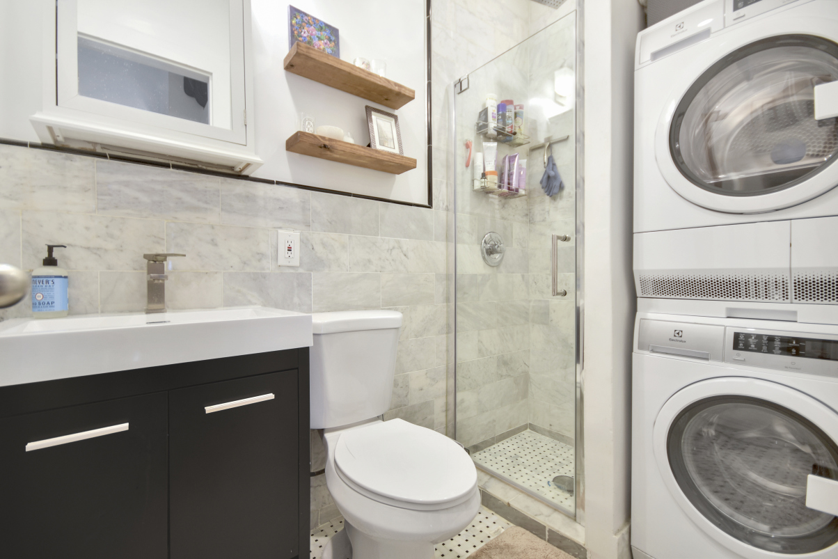 239 East 81st Street, Unit 2A Manhattan, NY 10028 - Photo 6 of 6