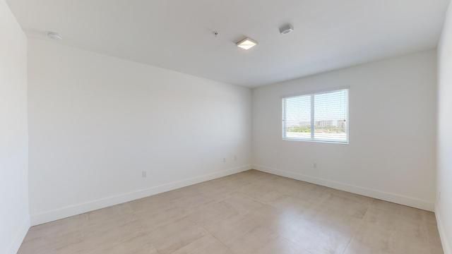 $2,200 | 6001 West Flagler Street, Unit 401, Miami, FL 33144