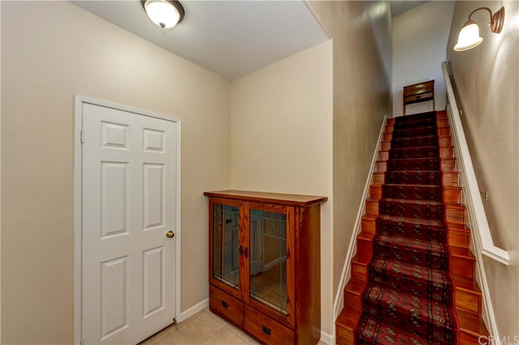 1261 Pepperwood Court Carson, CA 90746 - Photo 7 of 26