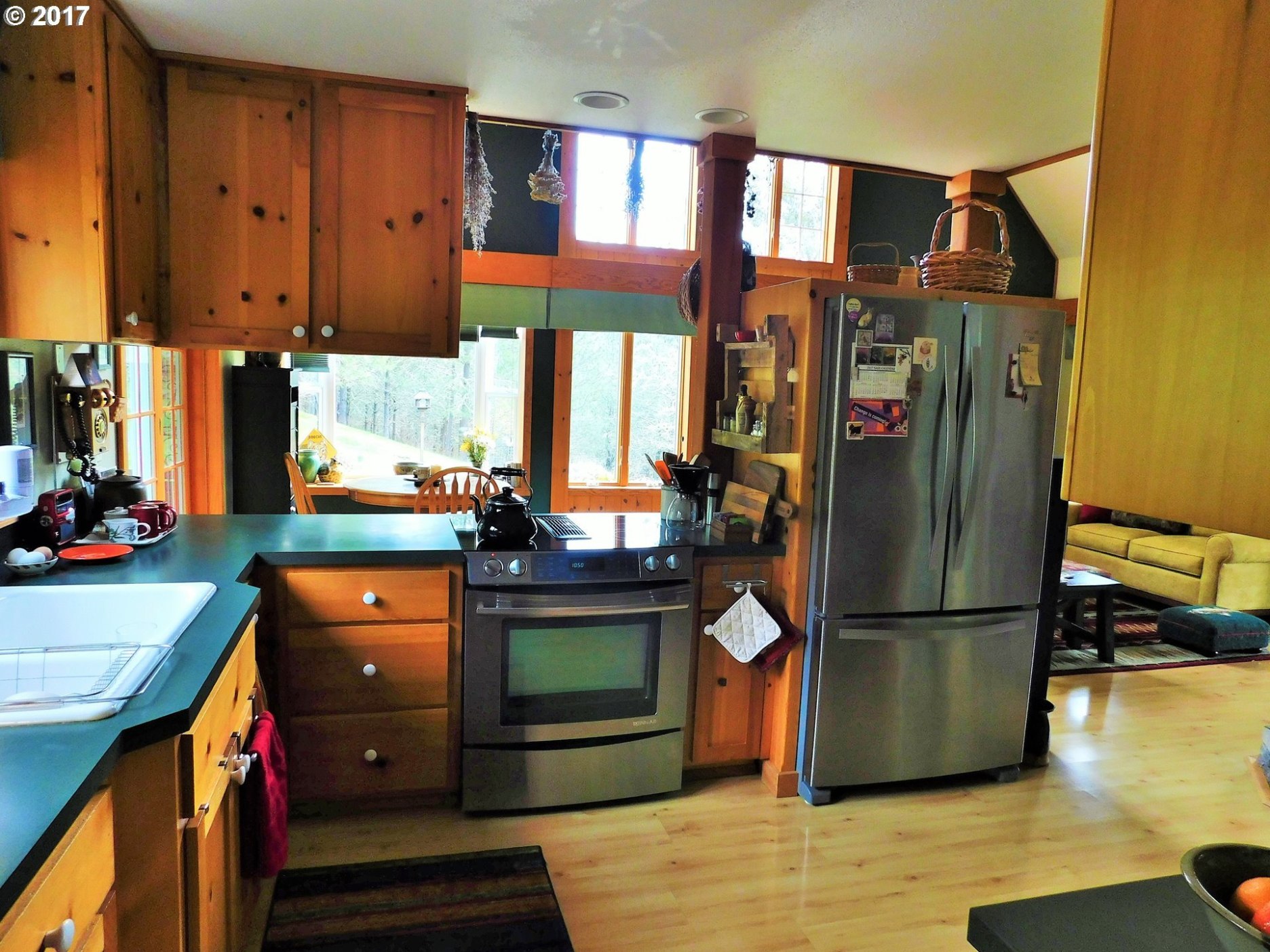 6674 Roberts Creek Road Roseburg, OR 97470 - Photo 13 of 29 Gallery Image 13