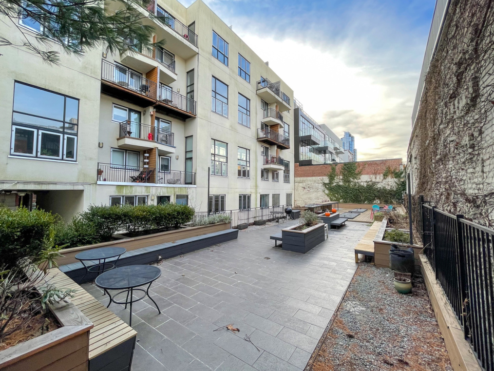 149 Huron St, Brooklyn, NY 11222 - Photo 4 of 4