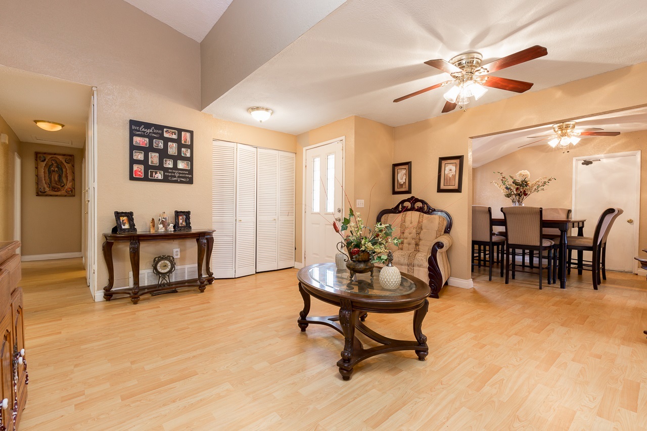 10362 Strawberry Lane Spring Valley, CA 91977 - Photo 12 of 23
