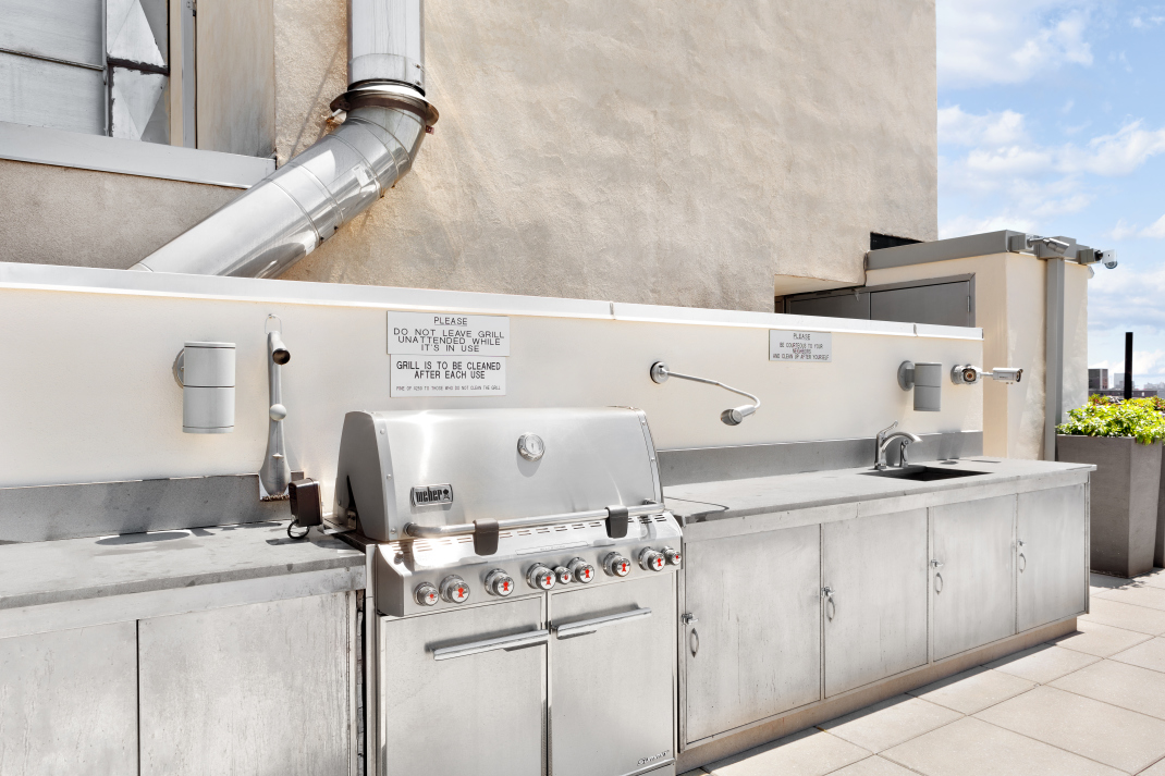 Tempo 300 E 23rd St, Manhattan, NY 10010 - Photo 13 of 15