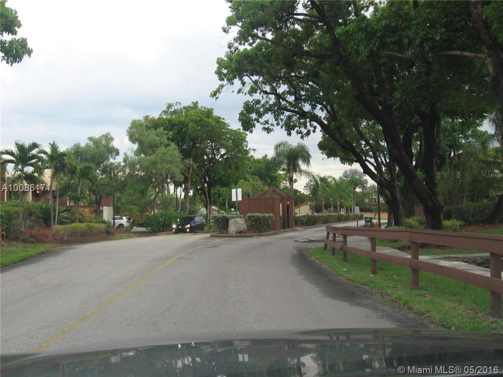 Kendall Miami, FL 33173 - Photo 16 of 16