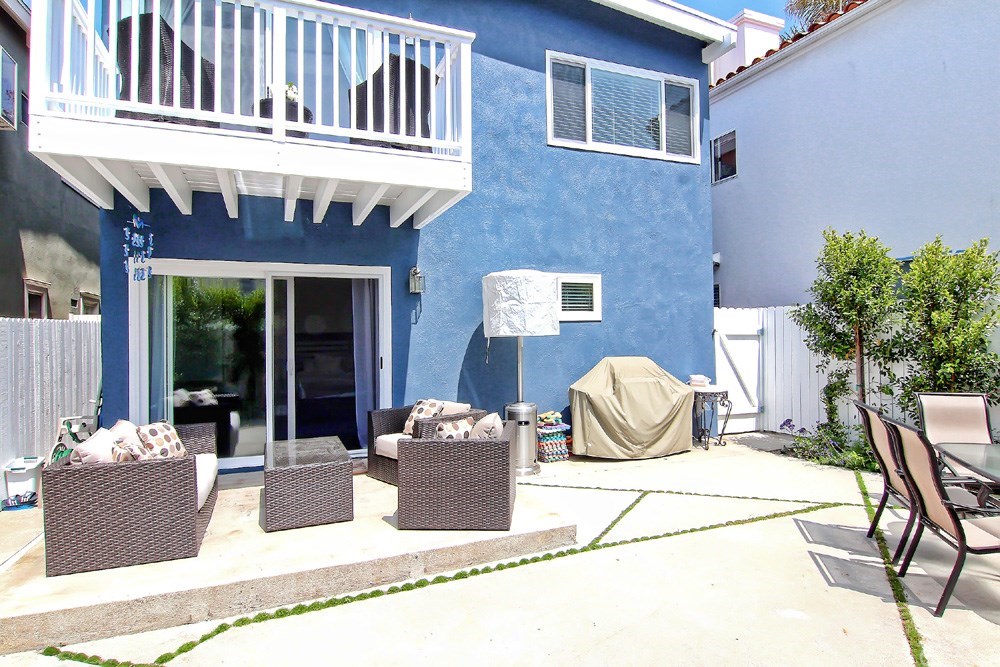 905 North Valley Drive Manhattan Beach, CA 90266 - Photo 15 of 18