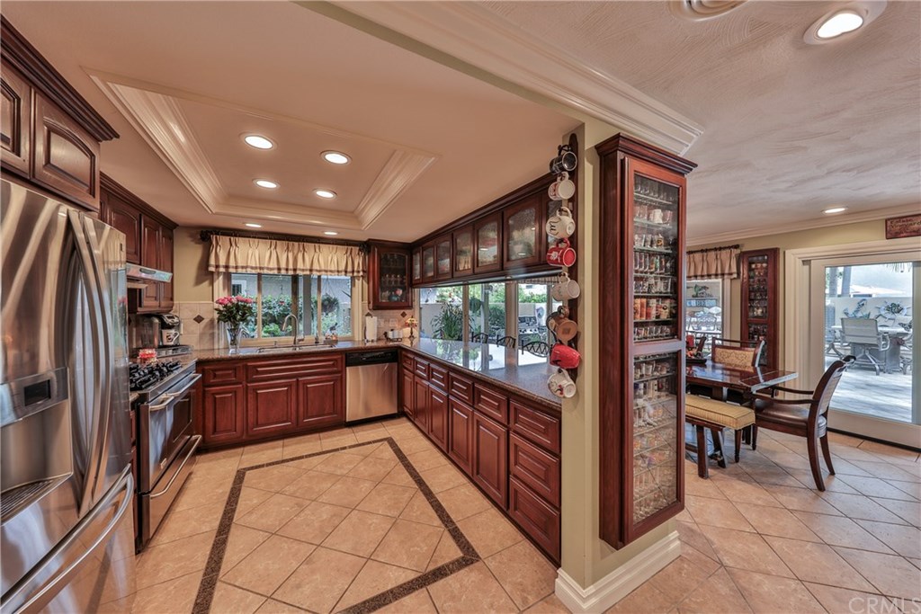 5262 Auburn Circle Westminster, CA 92683 - Photo 5 of 32