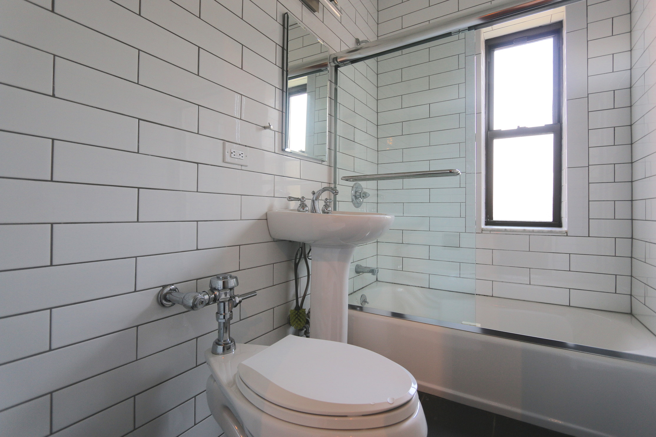 47 Jane Street, Unit 20 Manhattan, NY 10014 - Photo 2 of 7